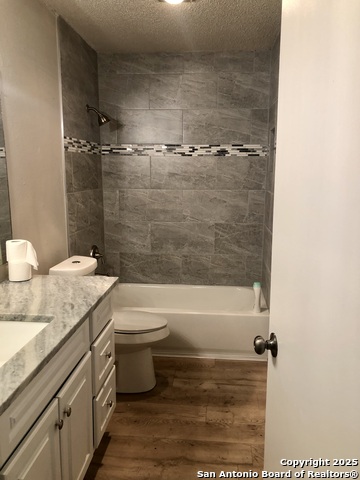 Listing photo id 8 for 8338 New World
