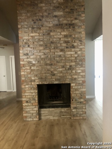 Listing photo id 2 for 8338 New World