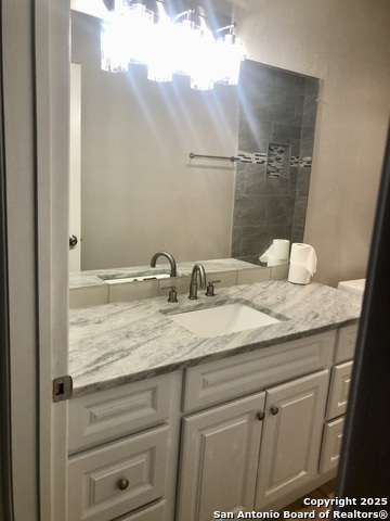 Listing photo id 7 for 8338 New World