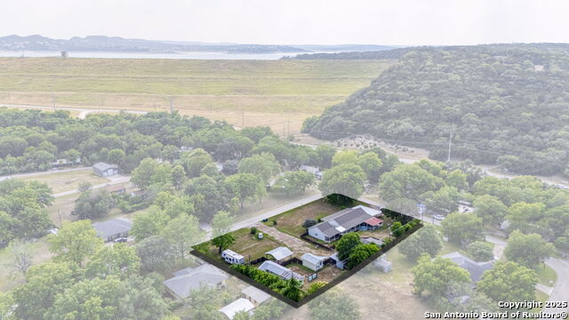 Details for 511 Red Bird St, Canyon Lake, TX 78133