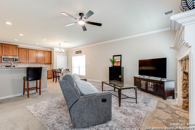 Listing photo id 14 for 23022 Airedale Ln