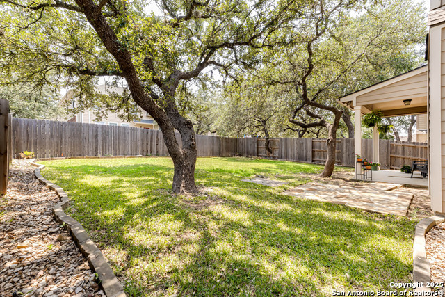 Listing photo id 33 for 23022 Airedale Ln