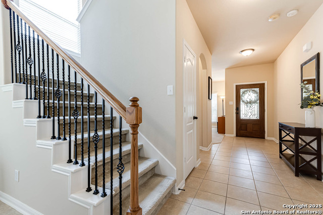 Listing photo id 5 for 23022 Airedale Ln