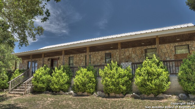 Image 3 of 53 For 121 David Rankin Rd