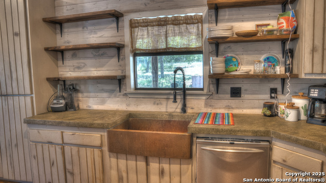 Image 39 of 53 For 121 David Rankin Rd