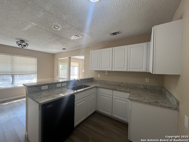 Image 17 of 41 For 12206 Madrigal St.