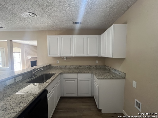 Image 19 of 41 For 12206 Madrigal St.