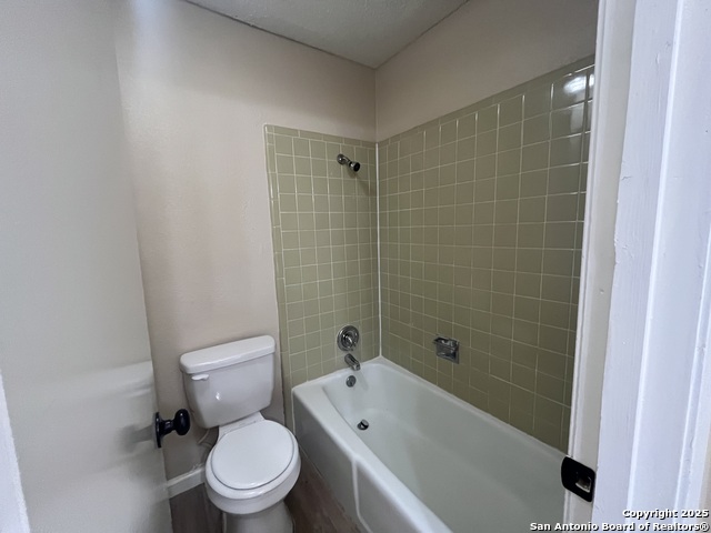 Image 22 of 41 For 12206 Madrigal St.