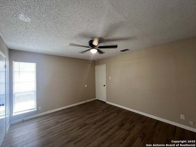 Image 26 of 41 For 12206 Madrigal St.