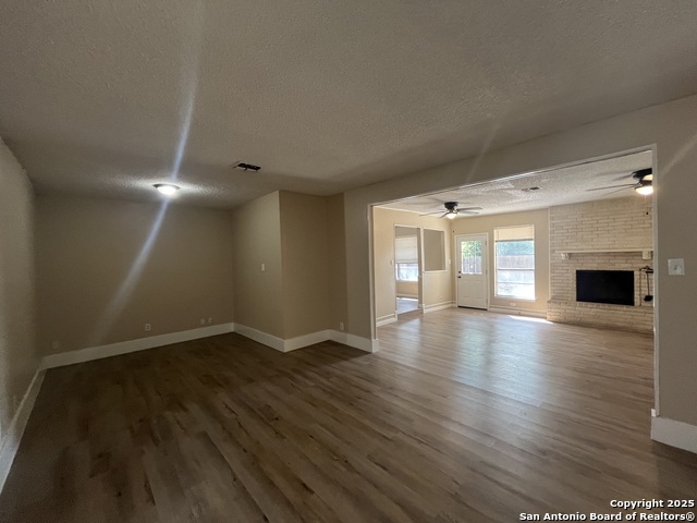 Image 8 of 41 For 12206 Madrigal St.