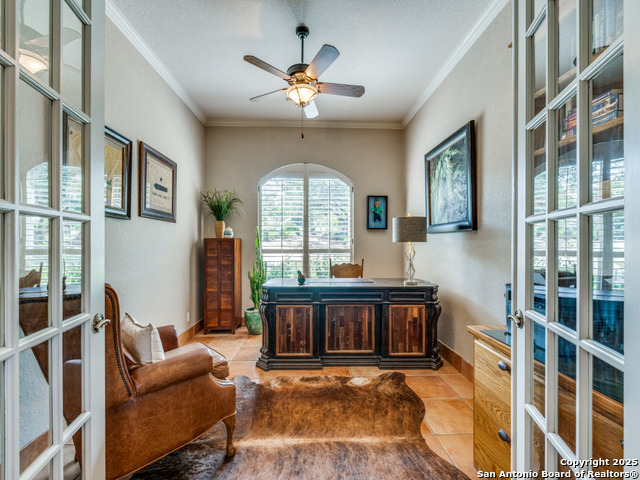 Listing photo id 17 for 24810 Parview Circle