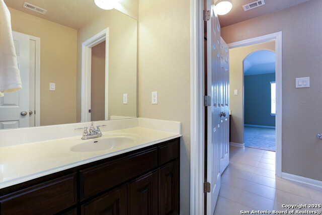 Image 35 of 40 For 3011 Hanfro Way