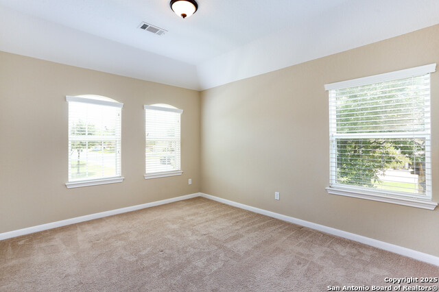 Image 36 of 40 For 3011 Hanfro Way