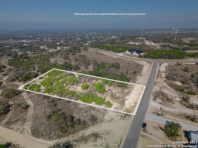 Listing photo id 1 for 528 Rosemary Ridge