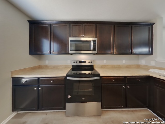 Image 4 of 19 For 408 Auburn  