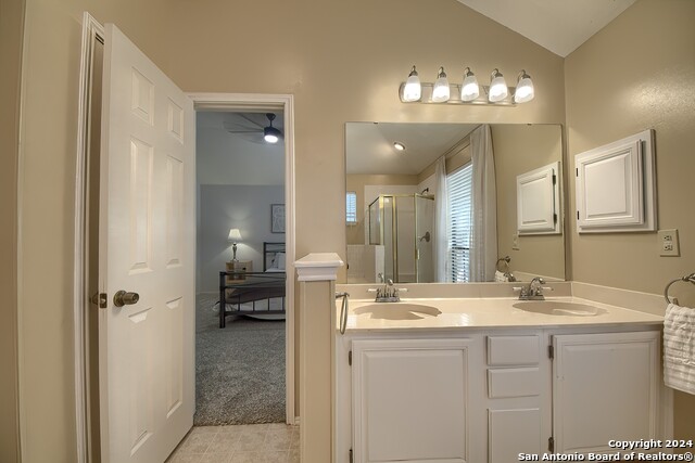 Image 17 of 26 For 1030 Hedgestone