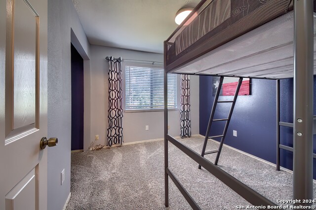 Image 18 of 26 For 1030 Hedgestone