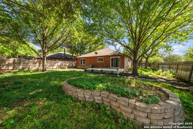Image 10 of 15 For 13503 Auburn Oaks