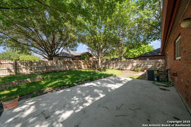 Image 15 of 15 For 13503 Auburn Oaks