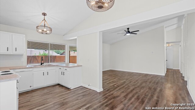 Image 14 of 27 For 5815 Freemans Farm St
