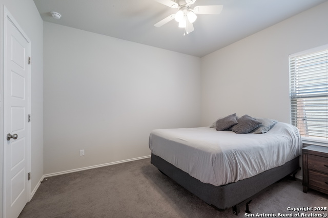Listing photo id 15 for 7731 Chatham