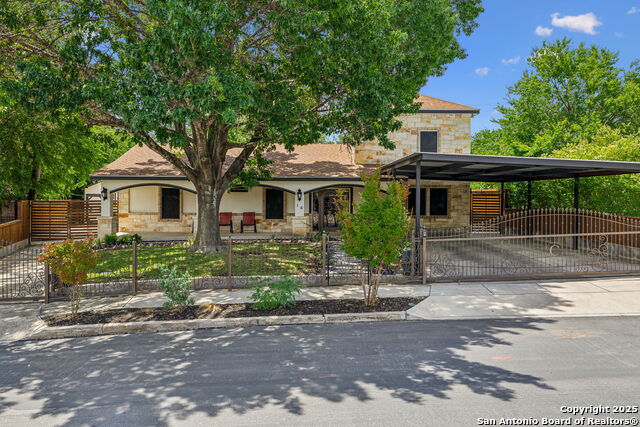 Image 2 of 62 For 14 Wayside Dr