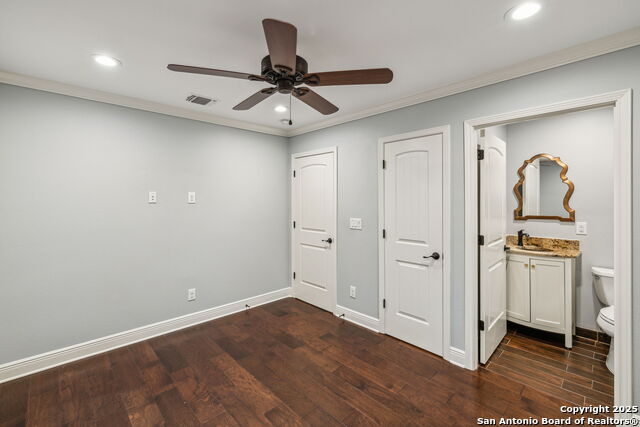 Image 34 of 62 For 14 Wayside Dr