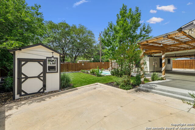 Image 46 of 62 For 14 Wayside Dr