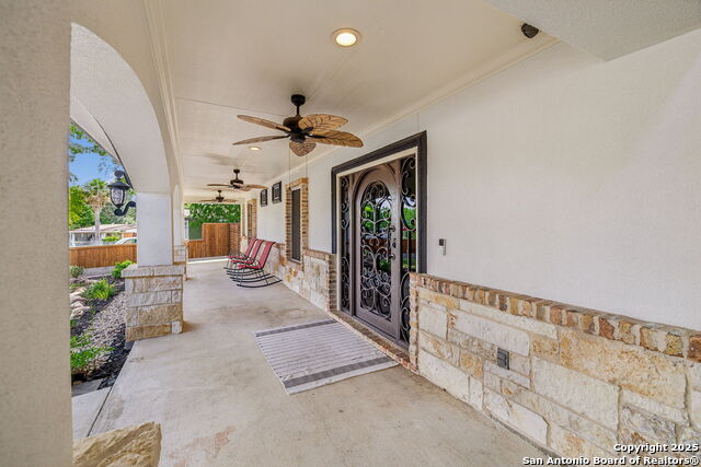Image 5 of 62 For 14 Wayside Dr