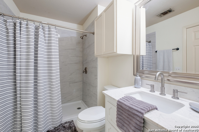 Listing photo id 15 for 10019 Buescher Ln