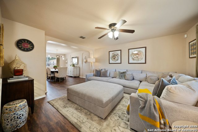 Image 23 of 43 For 15206 Redbird Manor