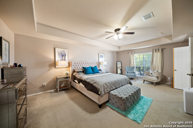 Image 26 of 43 For 15206 Redbird Manor