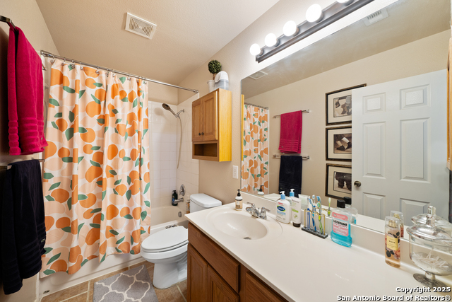 Image 31 of 43 For 15206 Redbird Manor