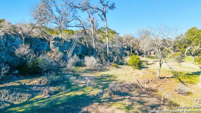 Listing photo id 8 for 132 Sunrise