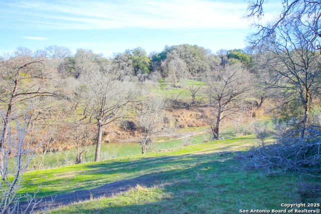 Listing photo id 19 for 132 Sunrise