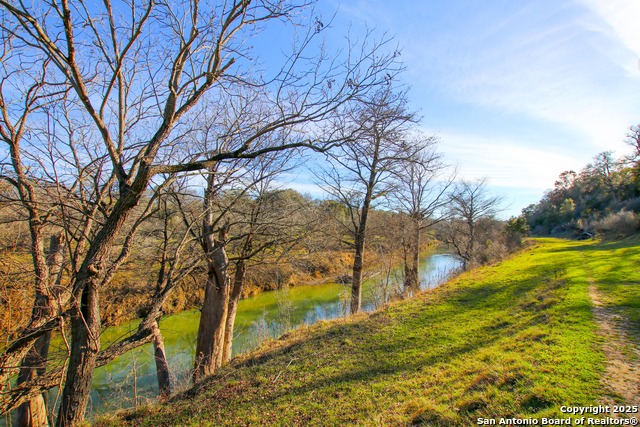 Listing photo id 24 for 132 Sunrise