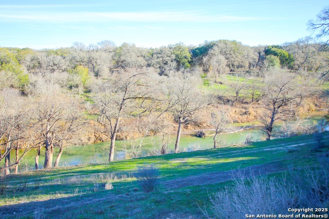 Listing photo id 39 for 132 Sunrise