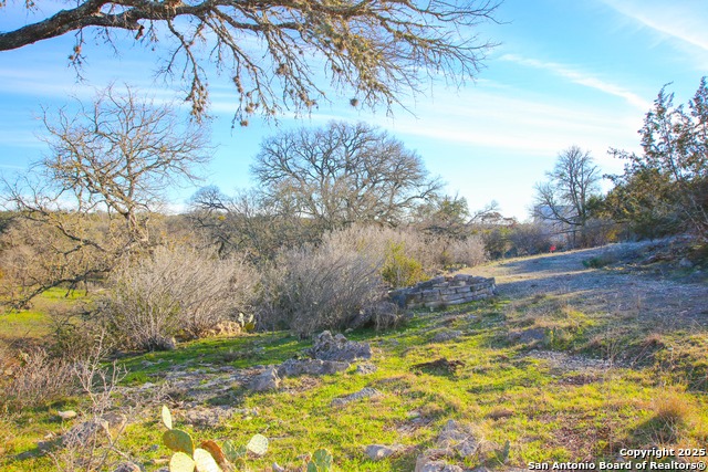 Listing photo id 42 for 132 Sunrise