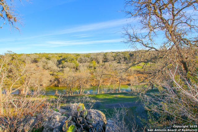 Listing photo id 45 for 132 Sunrise