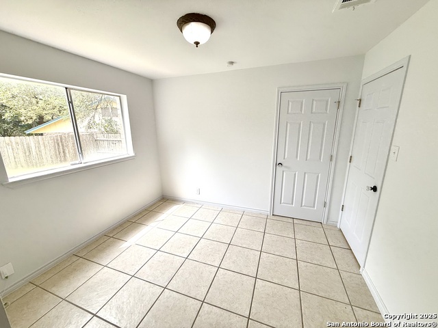Image 21 of 35 For 14110 Stone Tree St