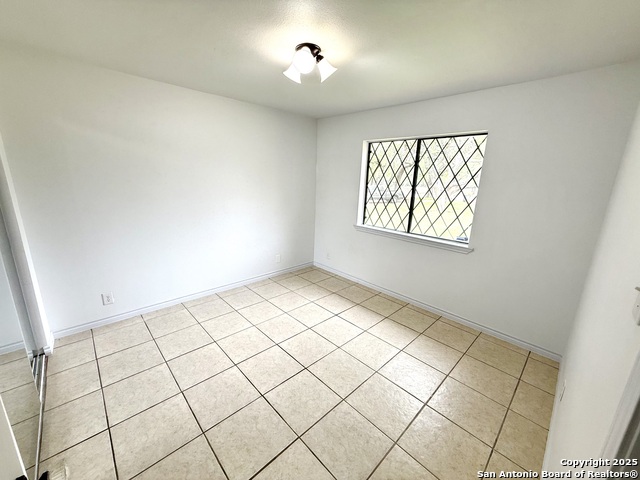 Image 28 of 35 For 14110 Stone Tree St