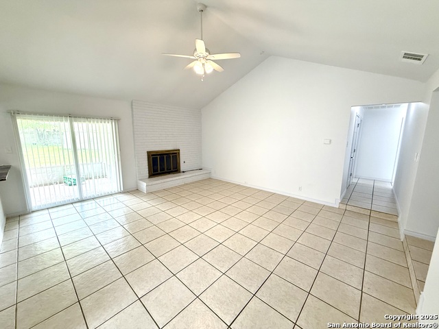 Image 4 of 35 For 14110 Stone Tree St