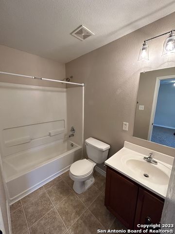 Image 19 of 26 For 5026 Summitwood  2