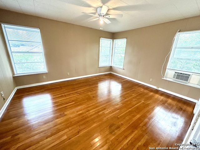 Image 13 of 16 For 155 Alexander Hamilton Dr  102