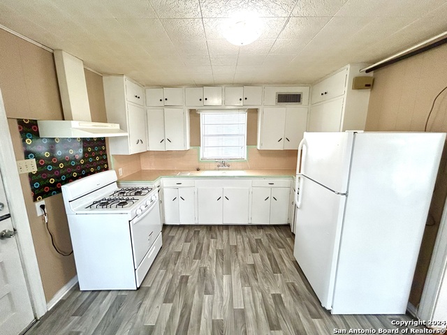 Image 5 of 16 For 155 Alexander Hamilton Dr  102