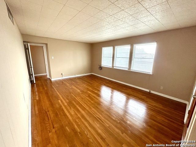 Image 9 of 16 For 155 Alexander Hamilton Dr  102