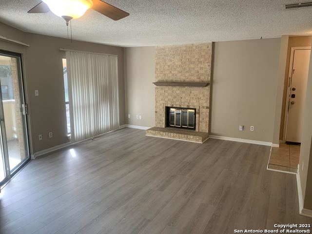 Image 5 of 22 For 11843 Braesview  2104
