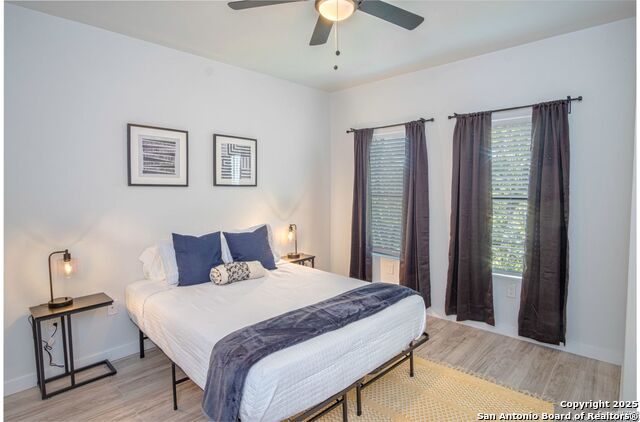 Image 8 of 17 For 1003 S Olive St  102