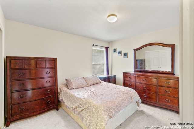 Image 17 of 22 For 7830 Beechnut Oak