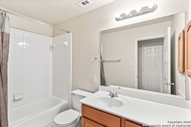 Image 19 of 22 For 7830 Beechnut Oak